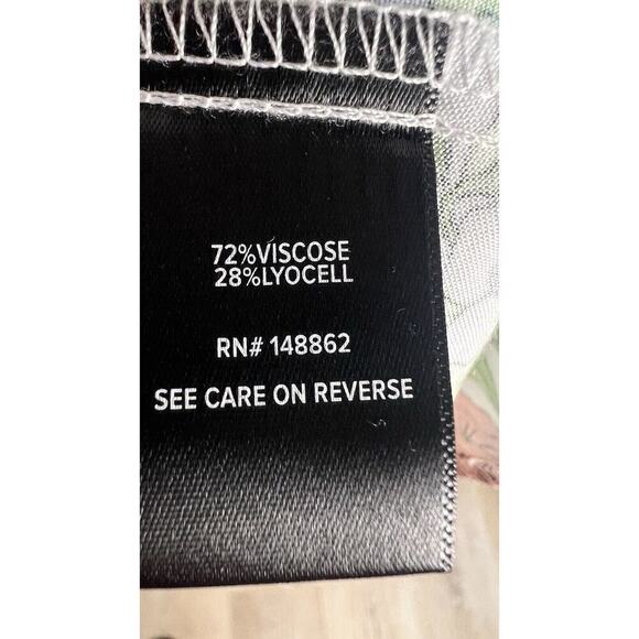 Torrid Babydoll Challis Square Neck Tank Floral Cloud Dancer Plus Sz 5X (28) NEW - Picture 11 of 13